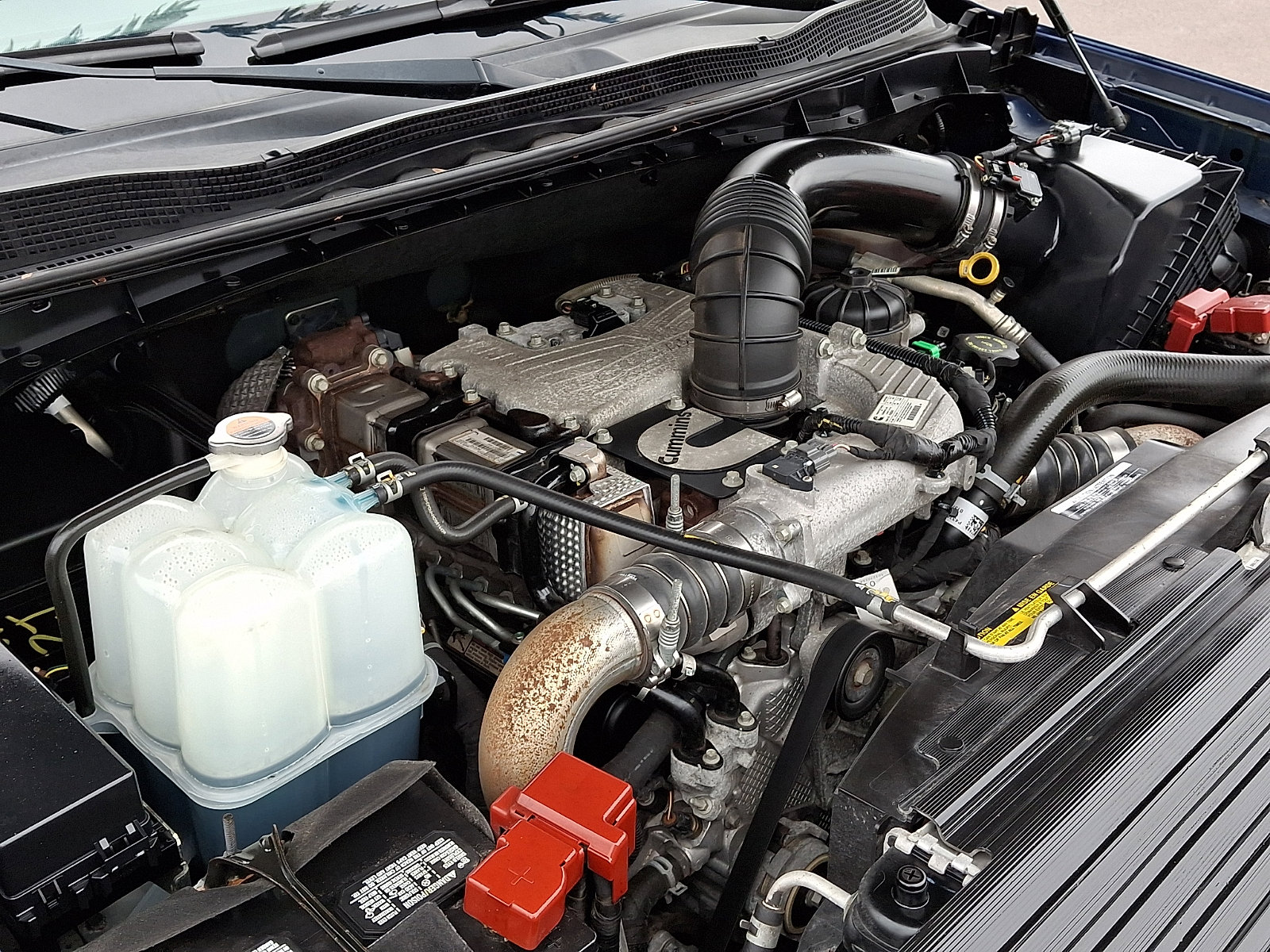 Used 2017 Nissan Titan SL image 29