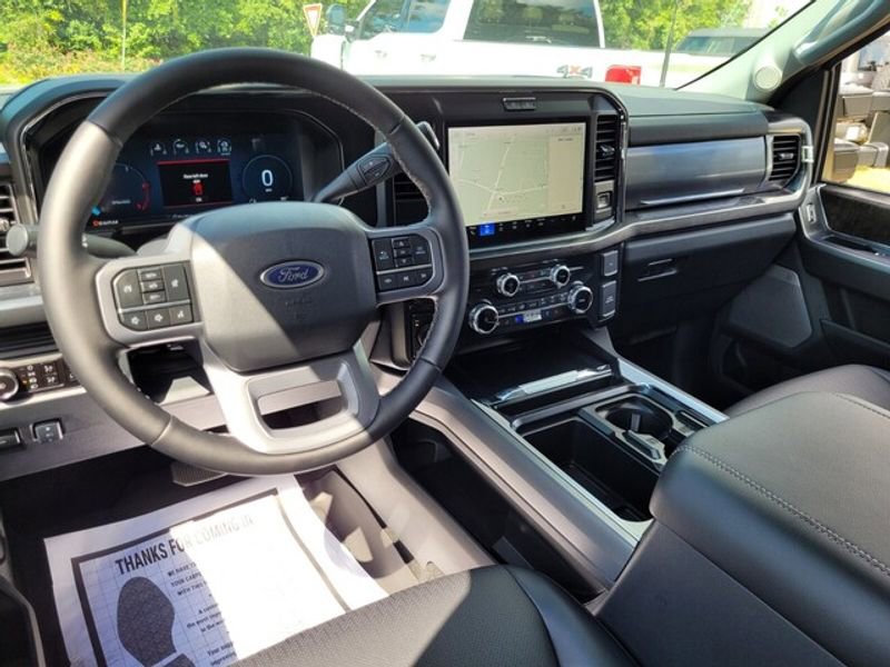 New 2025 Ford F250 Lariat w/ Chrome Package image 7