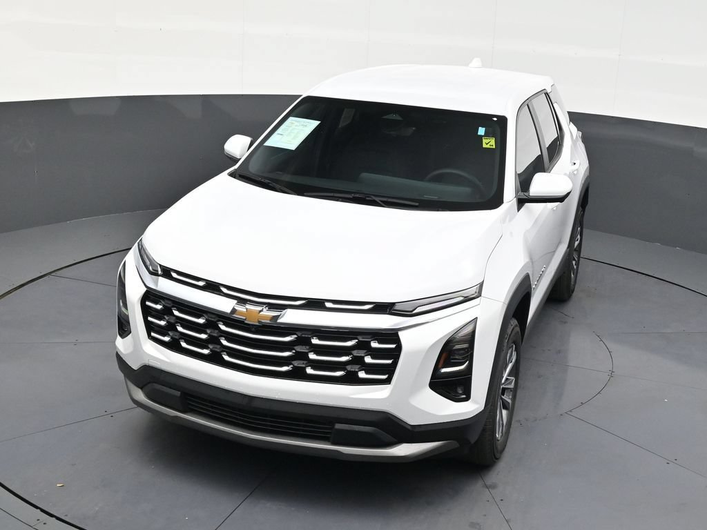 Used 2025 Chevrolet Equinox LT w/ Safety and Technology Package FWD image 18