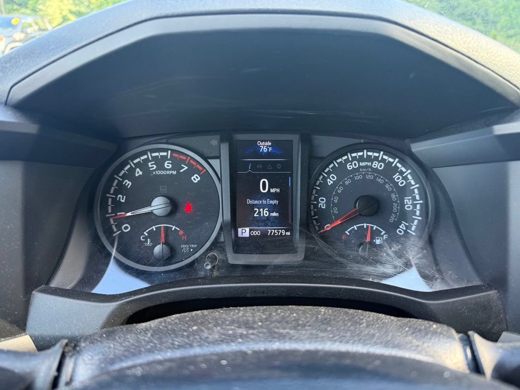 Used 2021 Toyota Tacoma SR AWD/4WD image 11