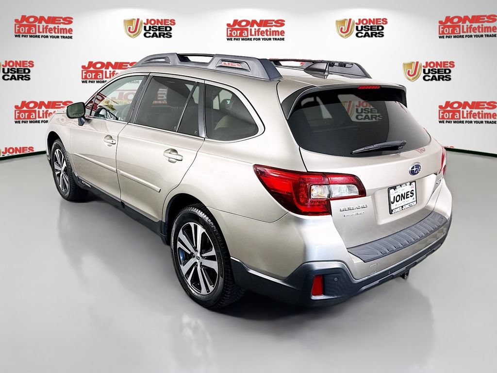 Used 2019 Subaru Outback 2.5i Limited AWD/4WD image 2