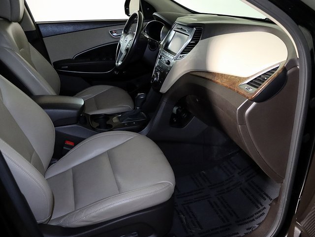 Used 2017 Hyundai Santa Fe SE Ultimate w/ Cargo Package image 35