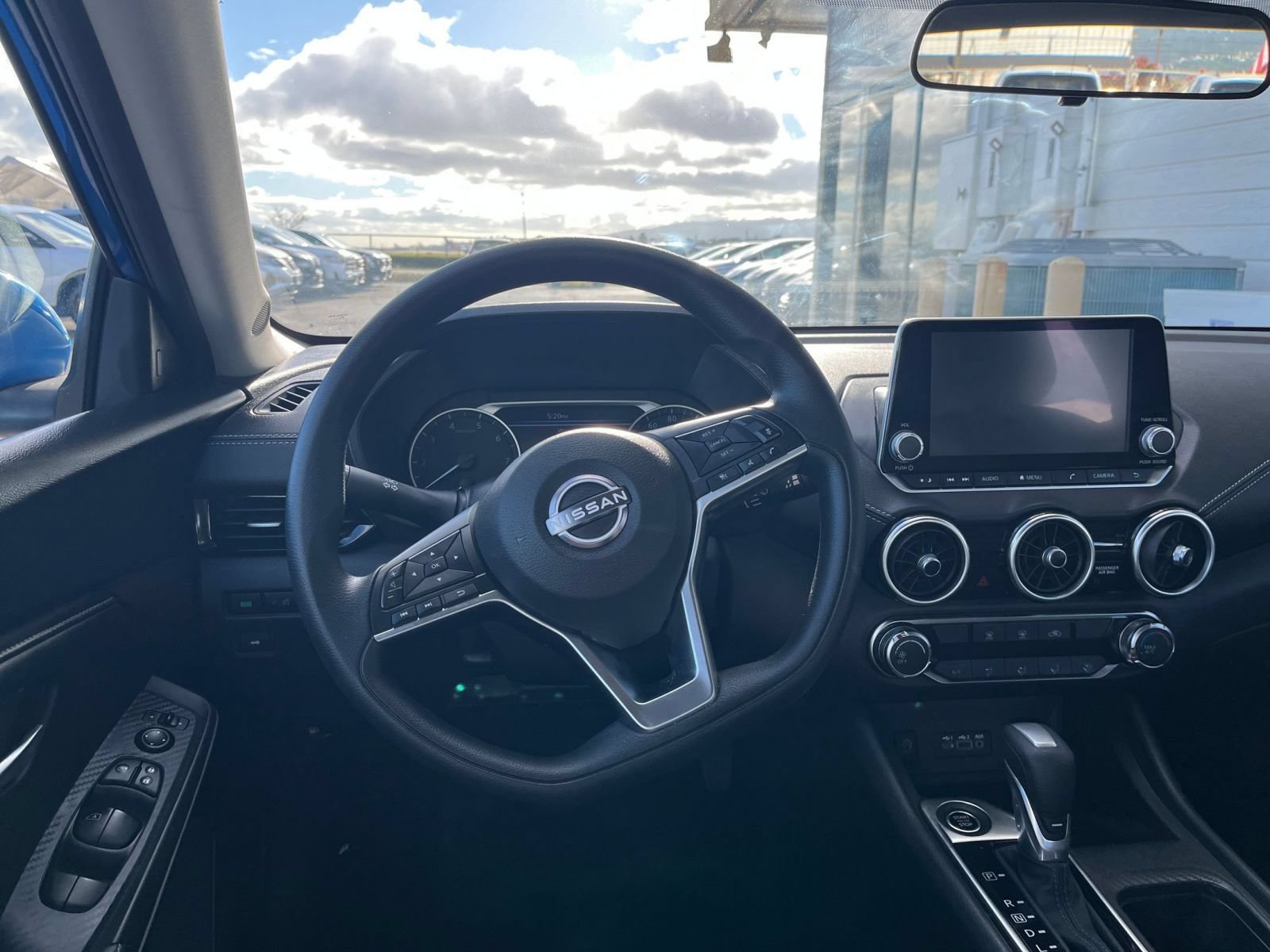 Used 2025 Nissan Sentra SV FWD image 32