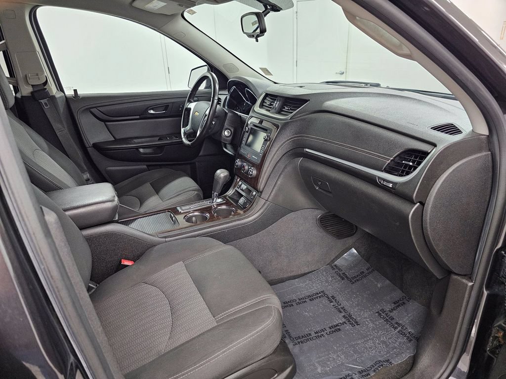 Used 2016 Chevrolet Traverse LT AWD/4WD image 24