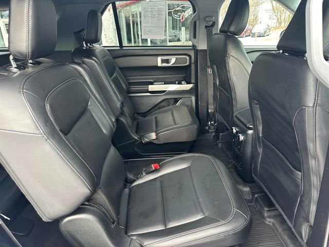 Used 2022 Ford Explorer XLT w/ Equipment Group 202A image 26