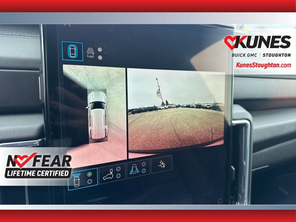 Used 2025 GMC Yukon Denali image 34