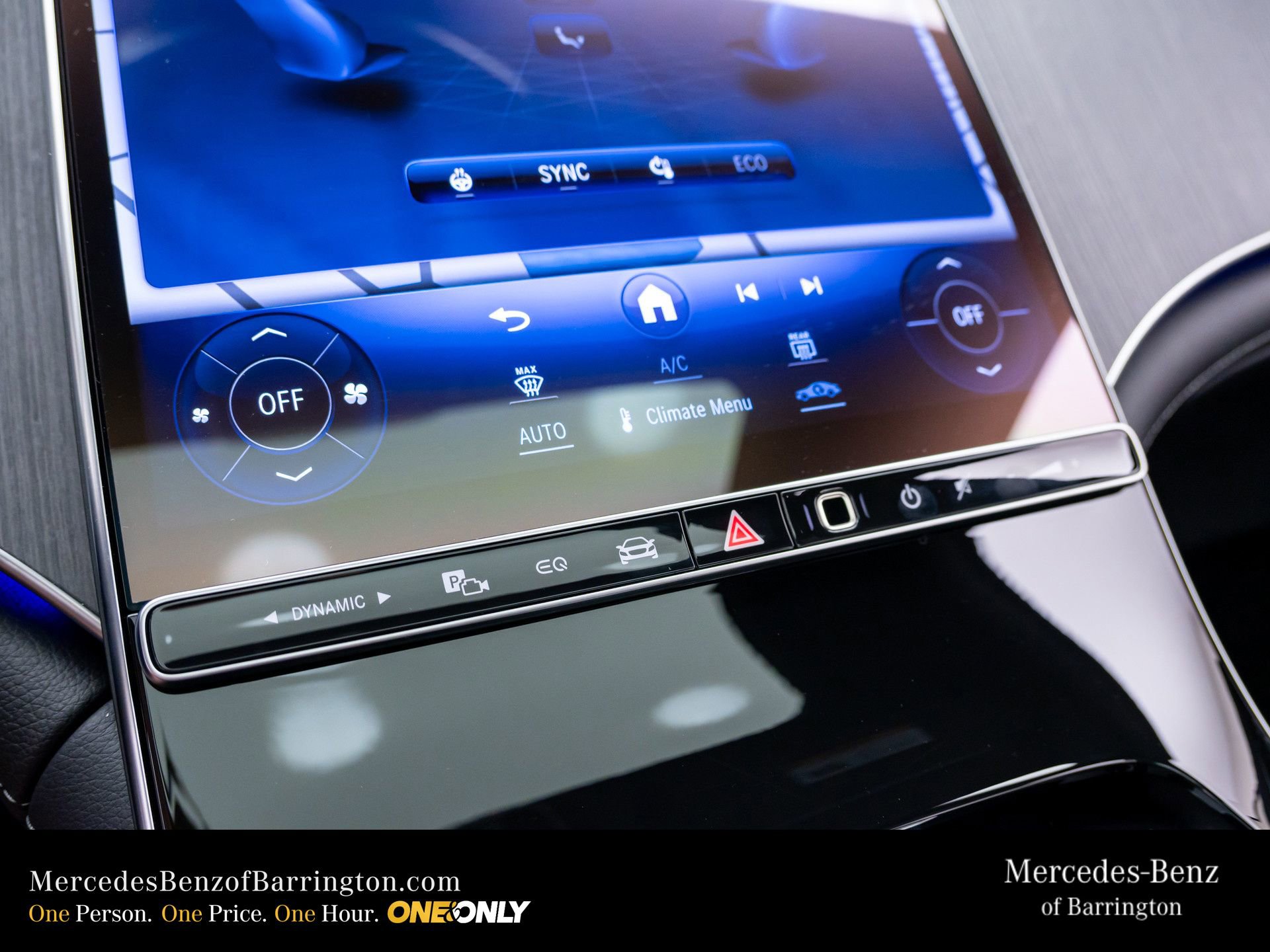 New 2026 Mercedes-Benz EQE 320 4MATIC SUV image 31