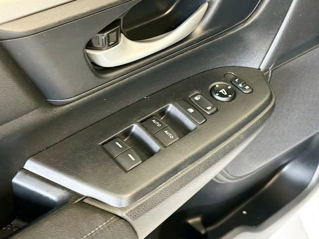 Used 2021 Honda CR-V Special Edition image 17