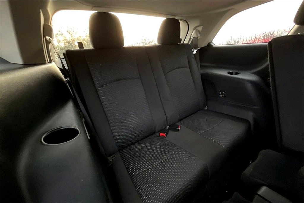 Used 2018 Dodge Journey SE w/ Blacktop Package image 26