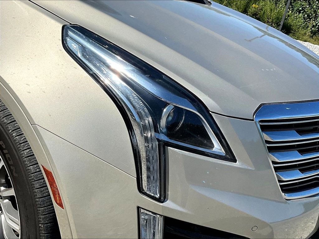 Used 2017 Cadillac XT5 Luxury w/ Driver Awareness Package image 27