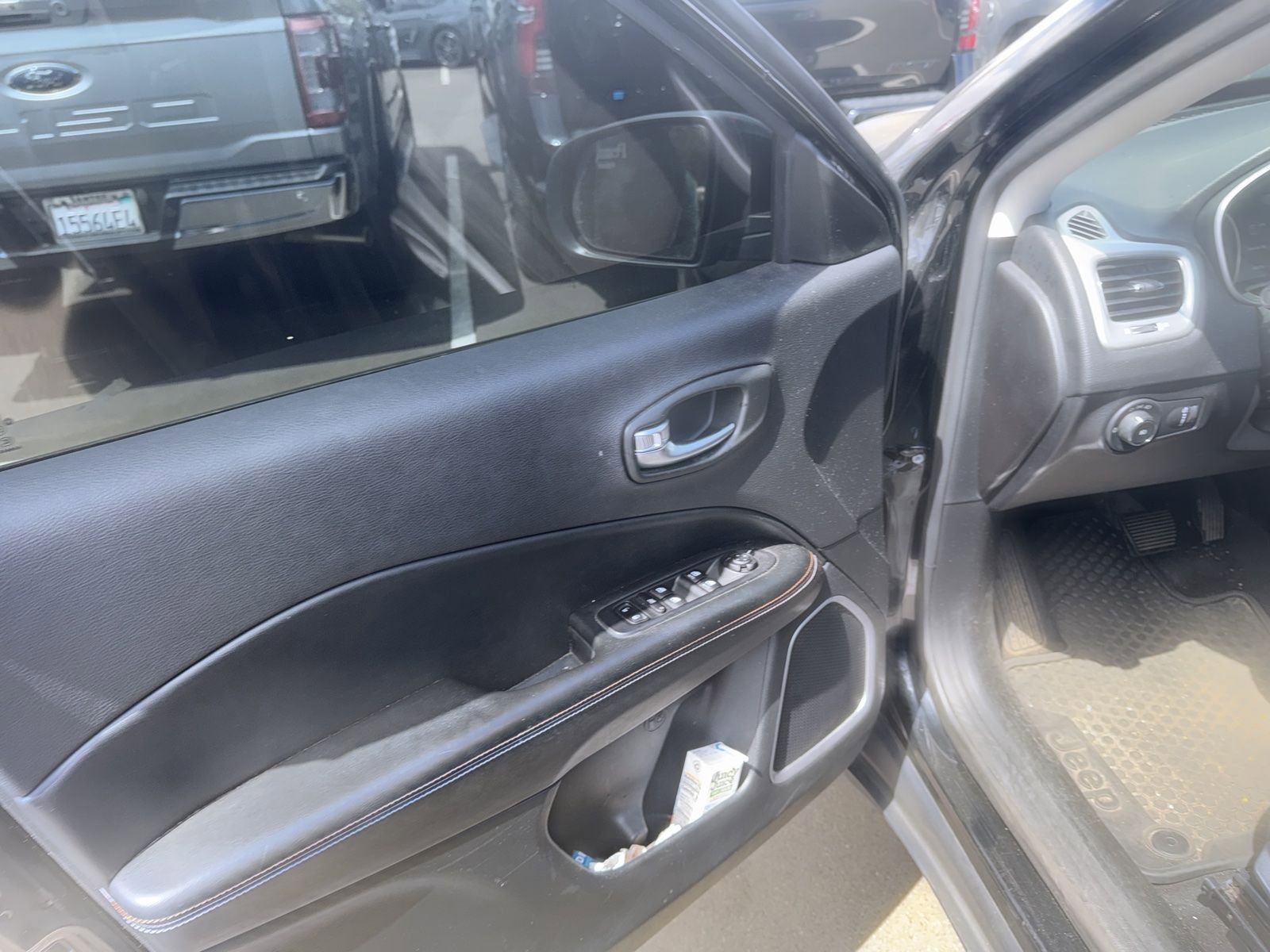 Used 2019 Jeep Compass Sport AWD/4WD image 8