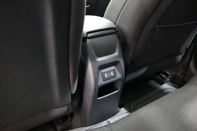 Certified 2024 Hyundai Venue SEL image 30