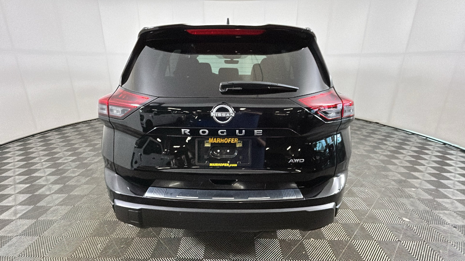 Certified 2026 Nissan Rogue SV w/ Cold Weather Package AWD/4WD image 4