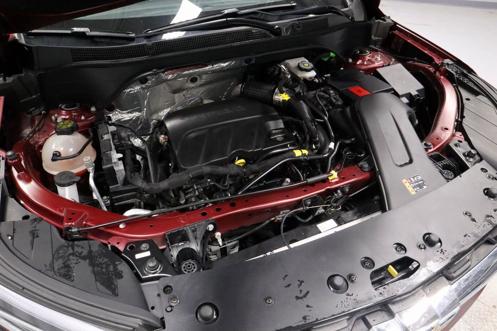 Used 2025 Chevrolet Trax LT w/ LT Convenience Package image 15