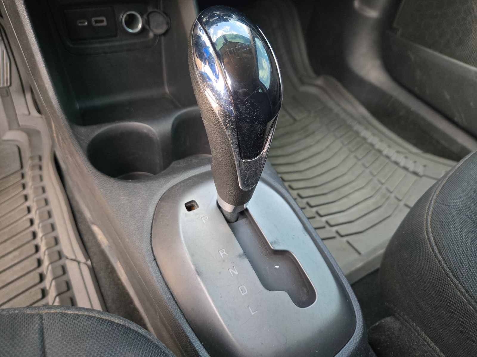 Used 2021 Chevrolet Spark LS FWD image 19