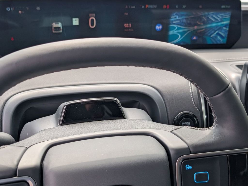 New 2025 Ford Expedition Platinum w/ Stealth Performance Package image 32