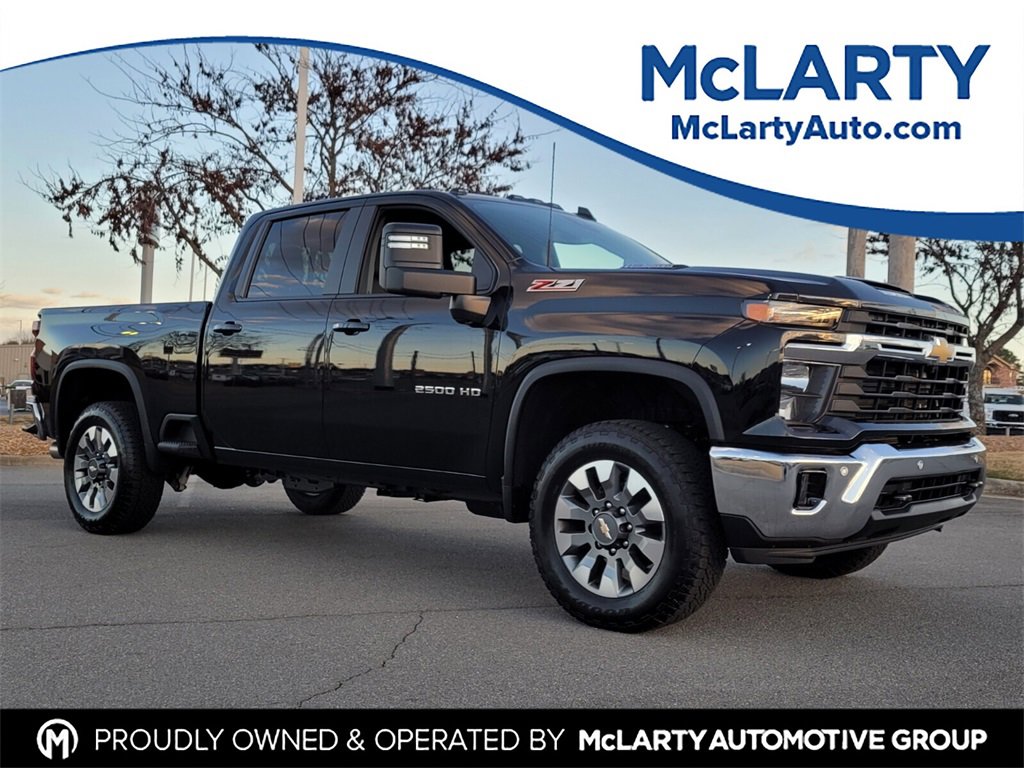 Used 2026 Chevrolet Silverado 2500 LT w/ Safety Package image 1