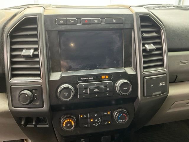 Used 2020 Ford F350 XLT w/ FX4 Off-Road Package AWD/4WD image 9