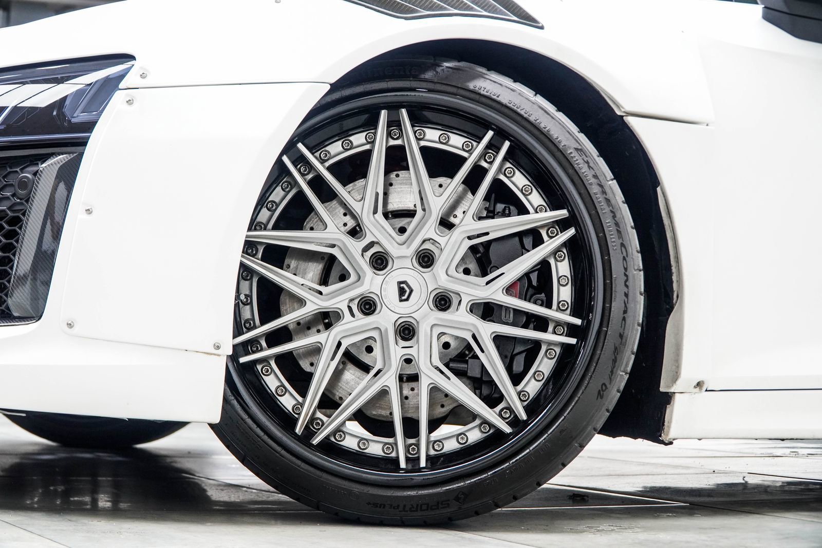Used 2018 Audi R8 V10 AWD/4WD image 7