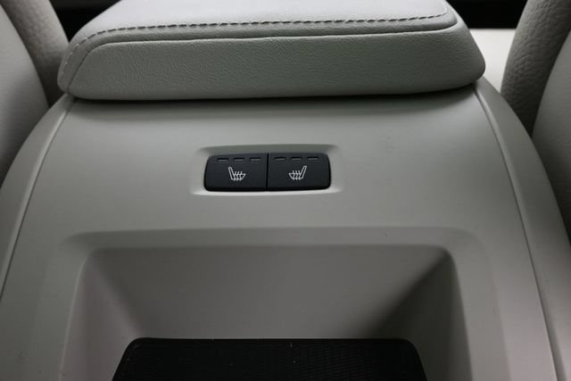 Used 2023 Volvo XC60 B5 Plus w/ Climate Package AWD/4WD image 33