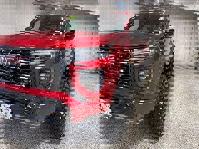 Used 2024 GMC Canyon AT4X image 10