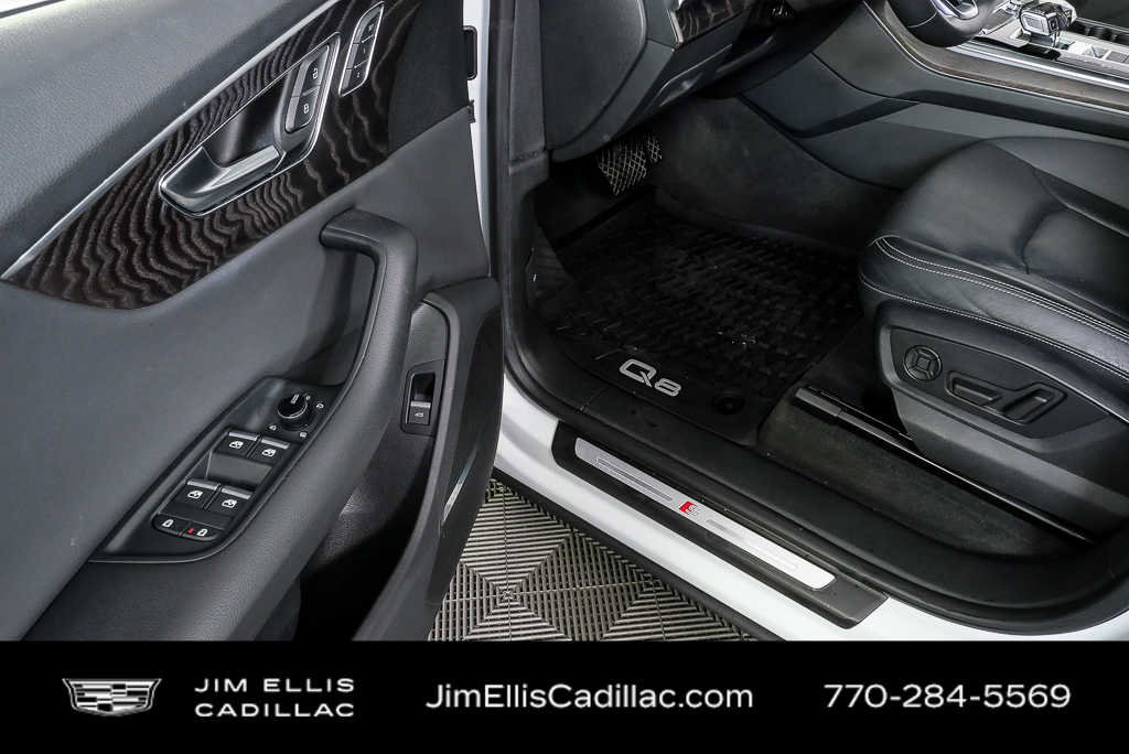 Used 2021 Audi Q8 Premium Plus w/ Premium Plus Package image 8