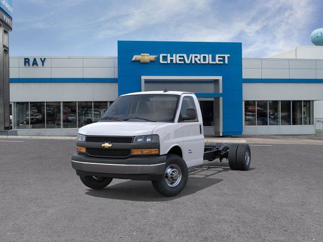New 2026 Chevrolet Express 3500 w/ Power Convenience Package RWD image 8