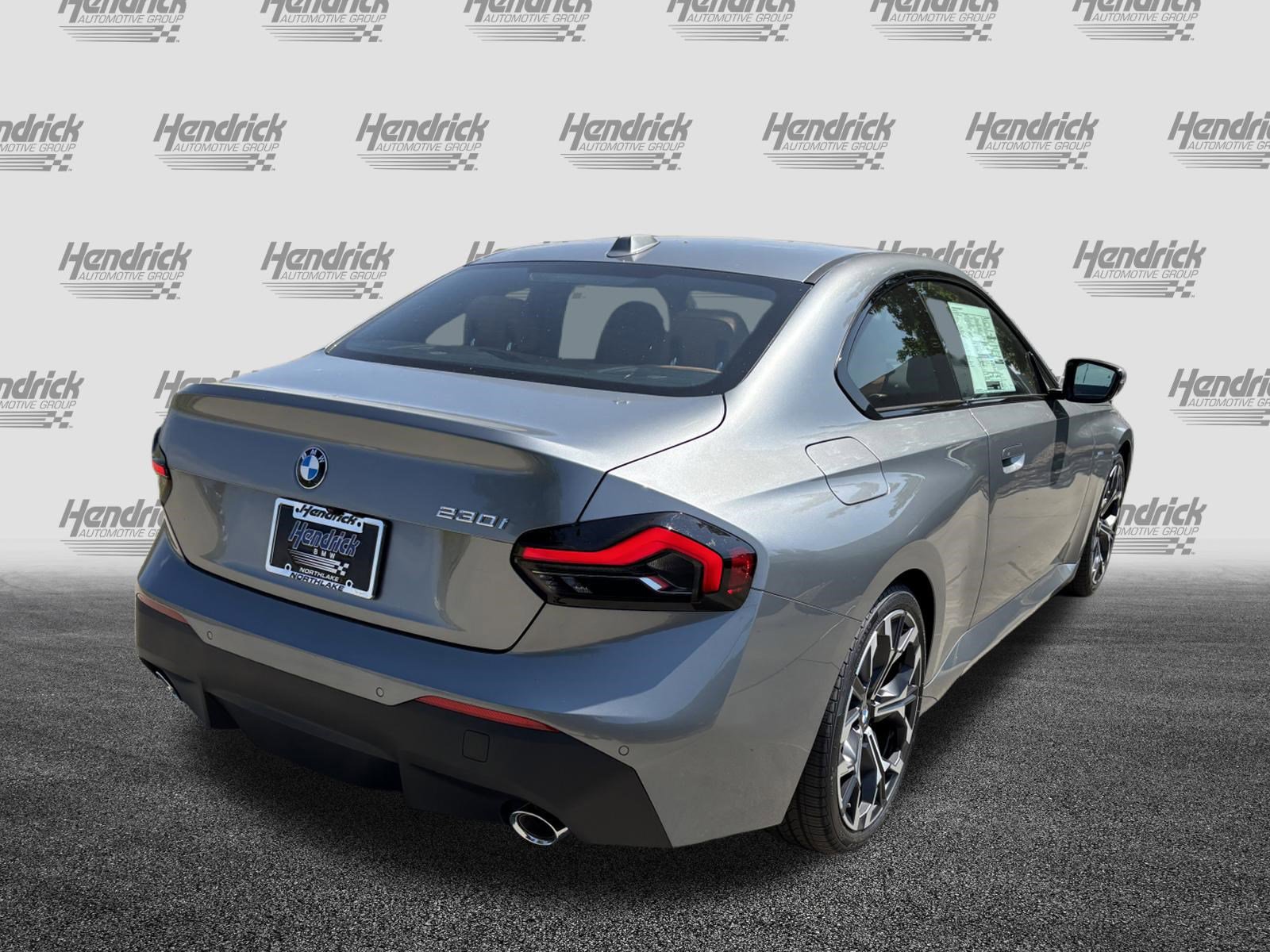 Used 2025 BMW 230i Coupe w/ Premium Package RWD image 9