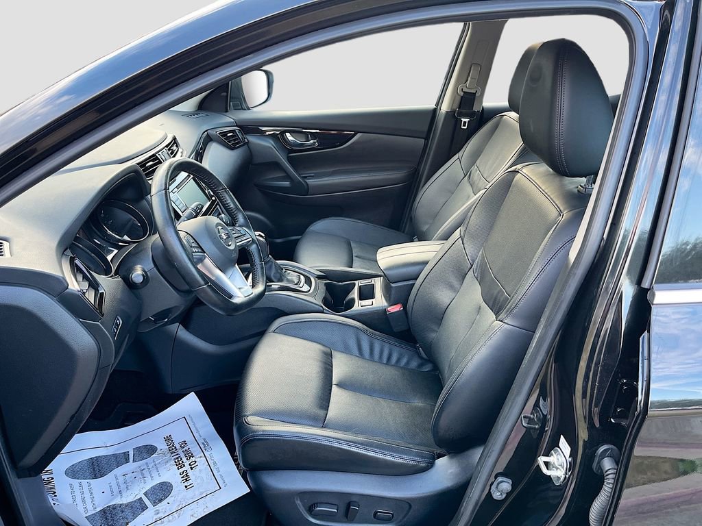 Used 2022 Nissan Rogue Sport SL image 22