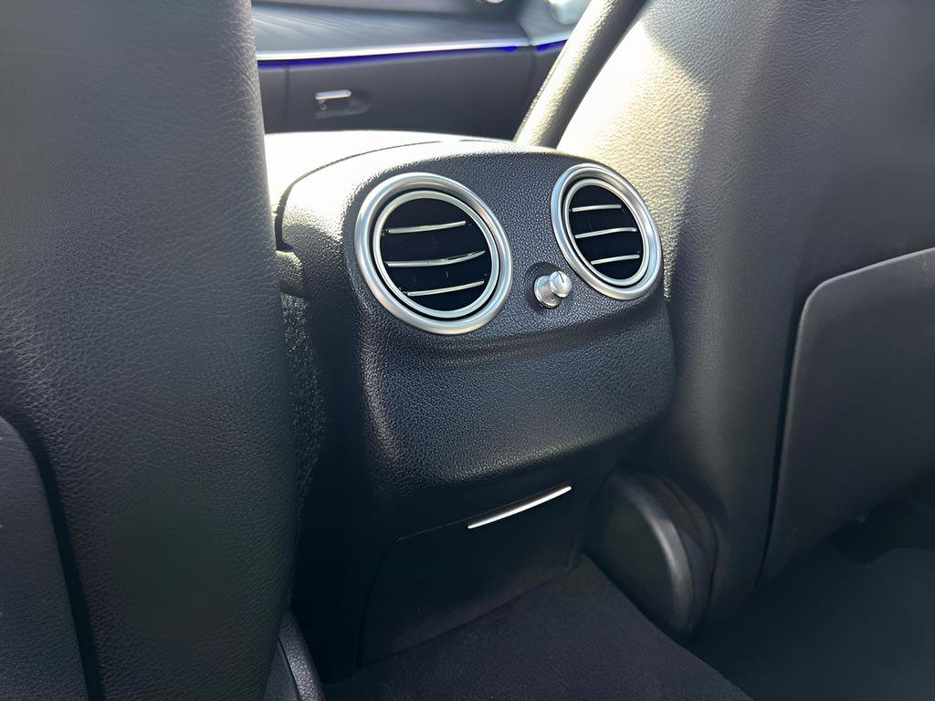 Used 2019 Mercedes-Benz E 300 image 20