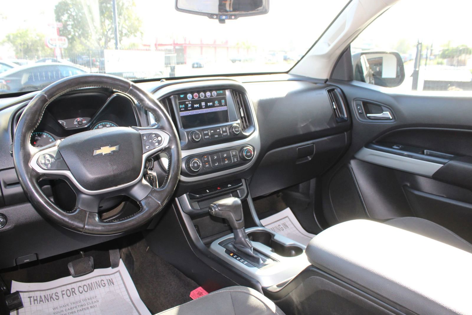 Used 2015 Chevrolet Colorado LT w/ LT Convenience Package RWD image 12