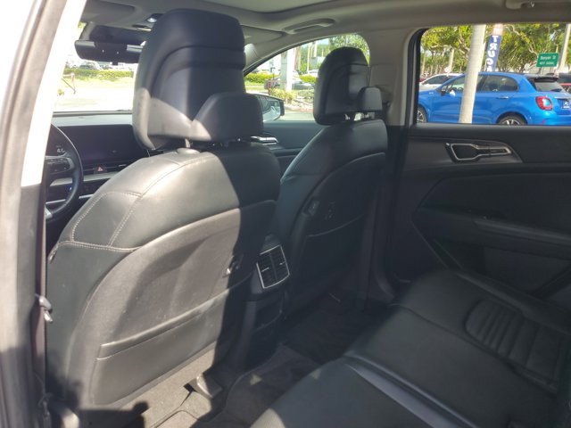 Used 2023 Kia Sportage SX FWD image 19
