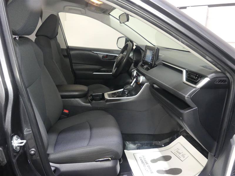 Used 2020 Toyota RAV4 LE w/ All Weather Liner Package AWD/4WD image 21