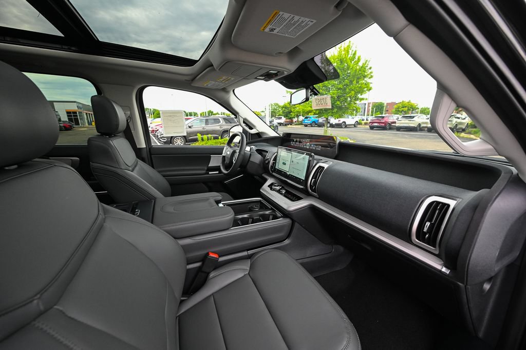 New 2026 Ford Expedition Active AWD/4WD image 23