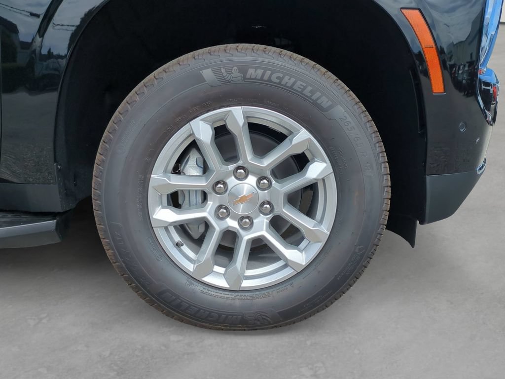 New 2026 Chevrolet Suburban LS w/ Max Trailering Package RWD image 10