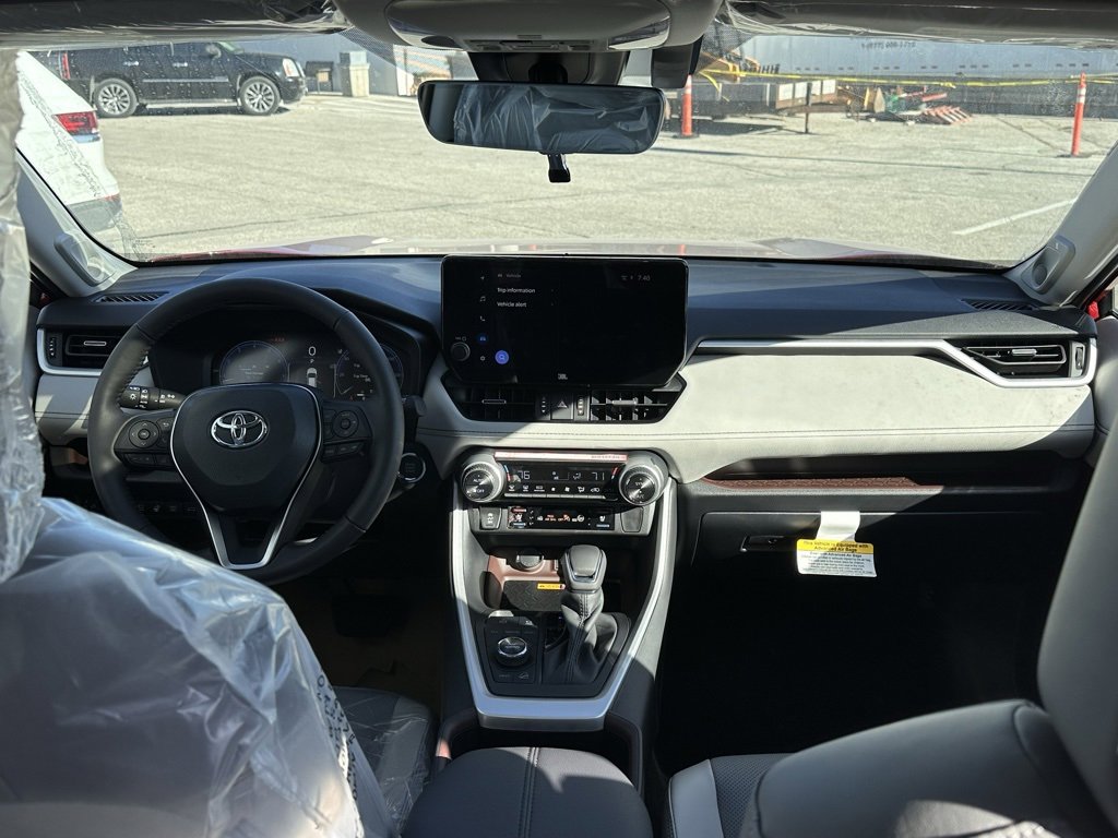 New 2025 Toyota RAV4 Limited image 19
