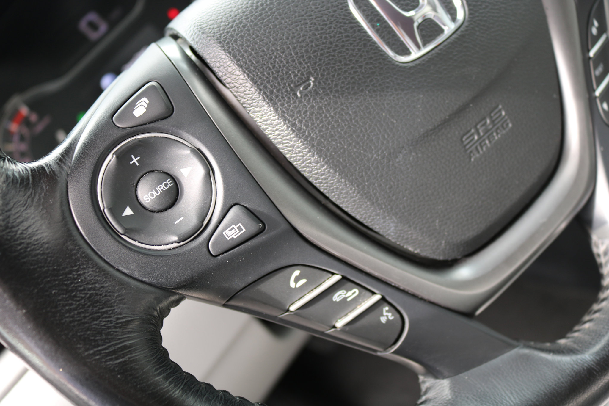 Used 2018 Honda Pilot EX-L image 17