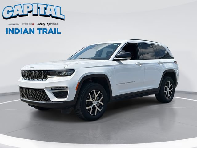 Used 2025 Jeep Grand Cherokee Limited w/ Trailer Tow Package AWD/4WD image 1