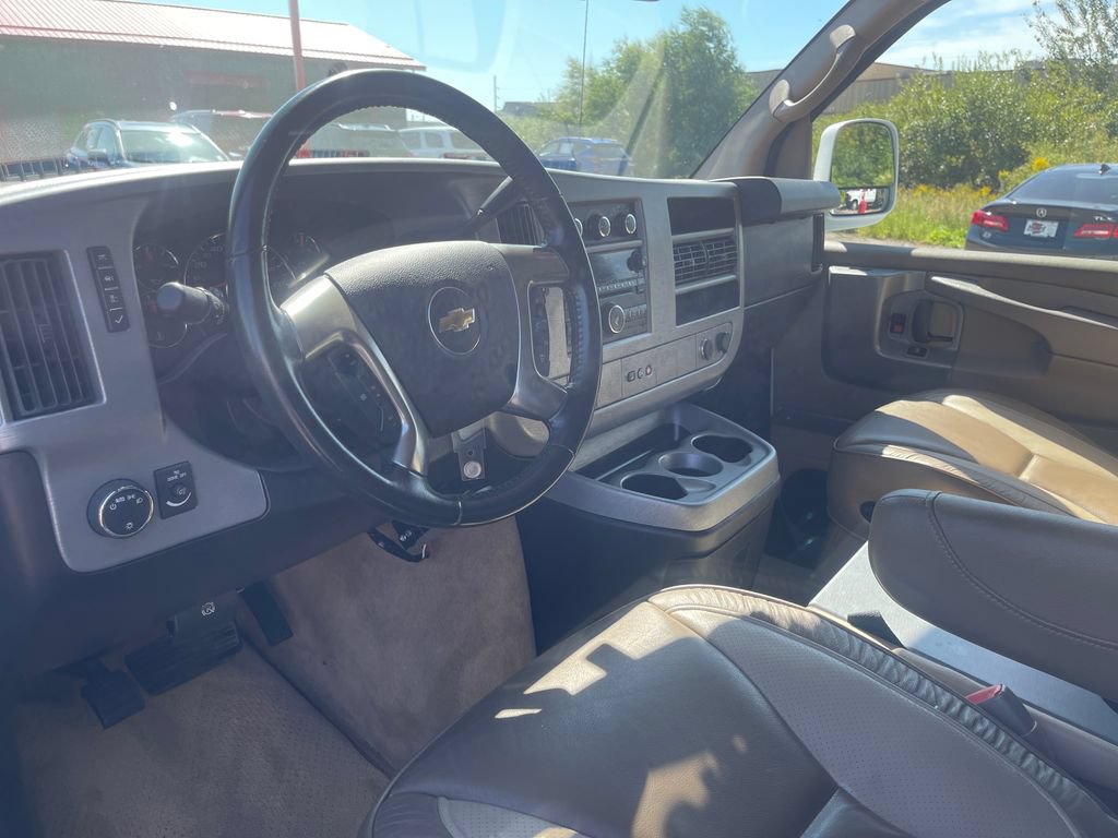 Used 2014 Chevrolet Express 1500 AWD image 28