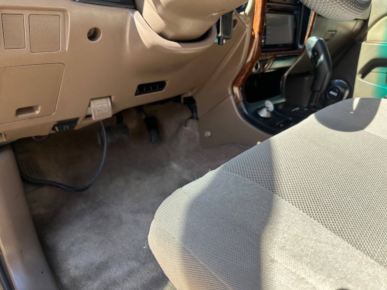 Used 1998 Toyota 4Runner Limited AWD/4WD image 32