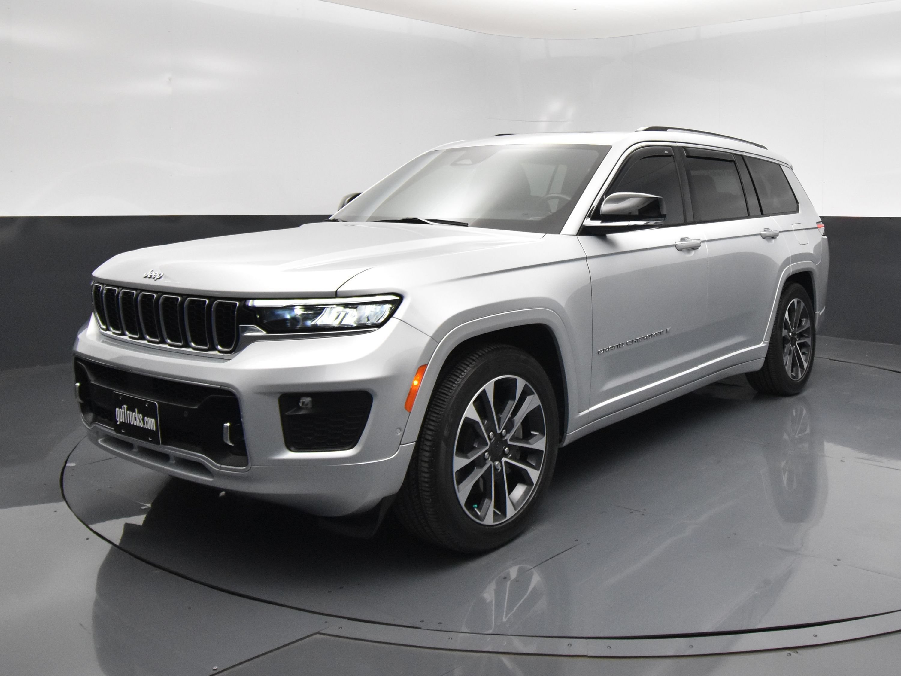Used 2022 Jeep Grand Cherokee L Overland AWD/4WD image 2
