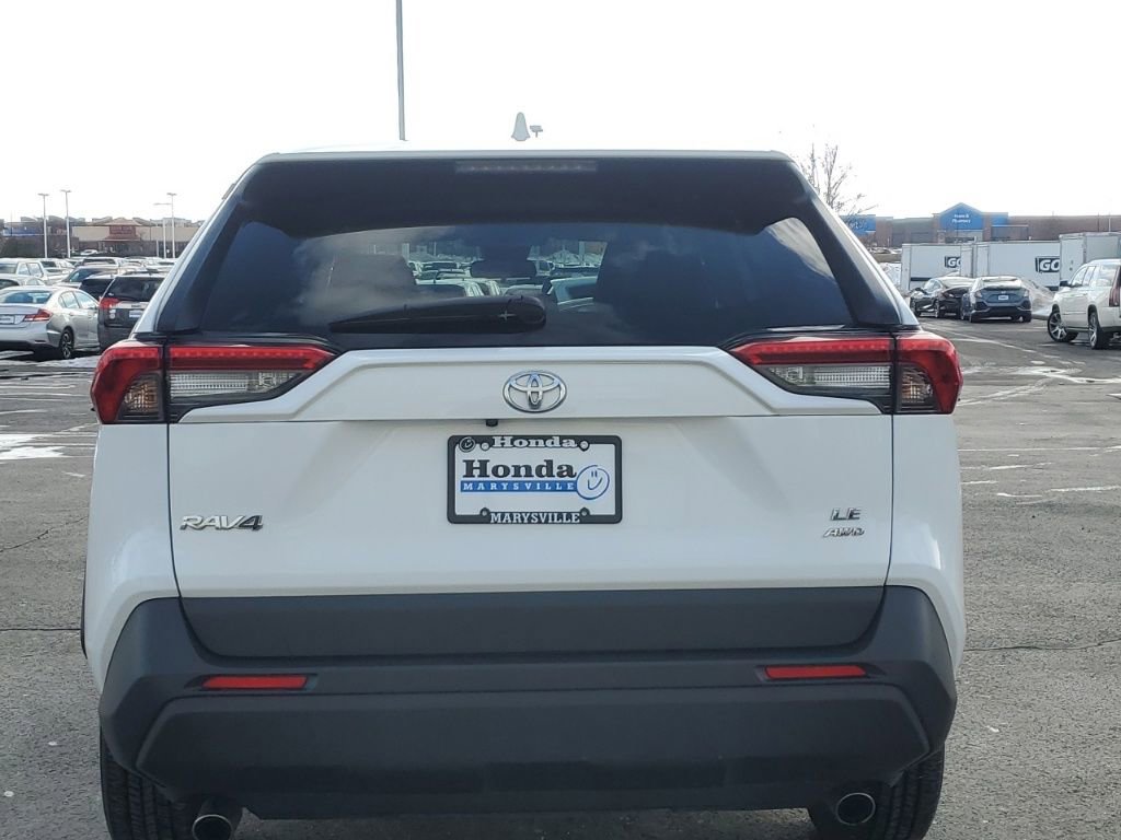 Used 2024 Toyota RAV4 LE image 6