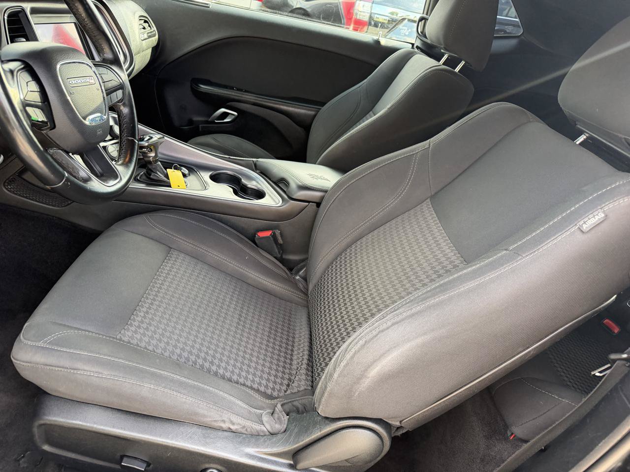 Used 2019 Dodge Challenger SXT RWD image 6