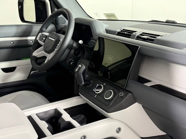 New 2026 Land Rover Defender 110 S AWD/4WD image 31