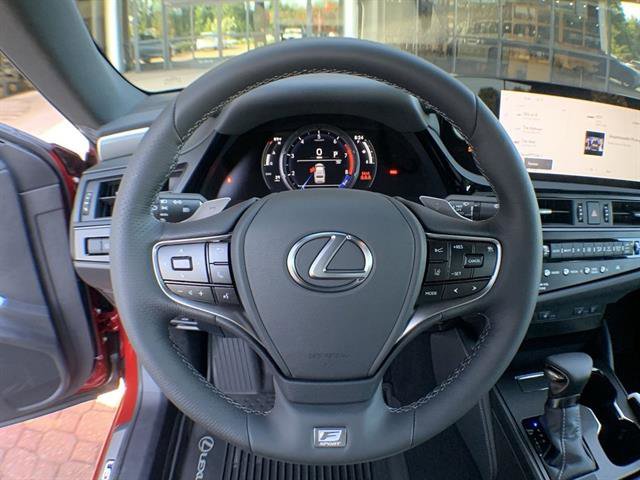 Used 2025 Lexus ES 350 F Sport image 14