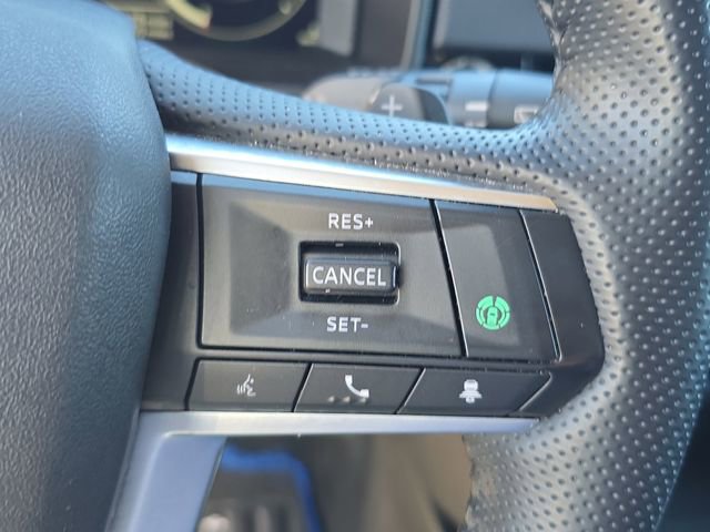 Used 2023 Mitsubishi Outlander SE image 22