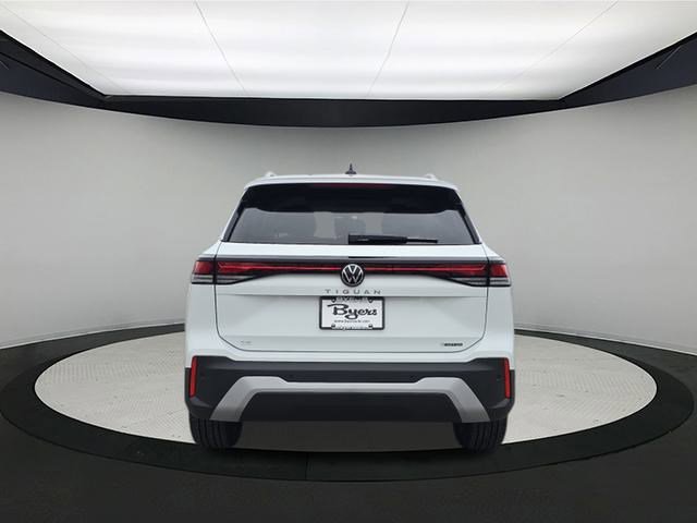 New 2025 Volkswagen Tiguan SE image 6