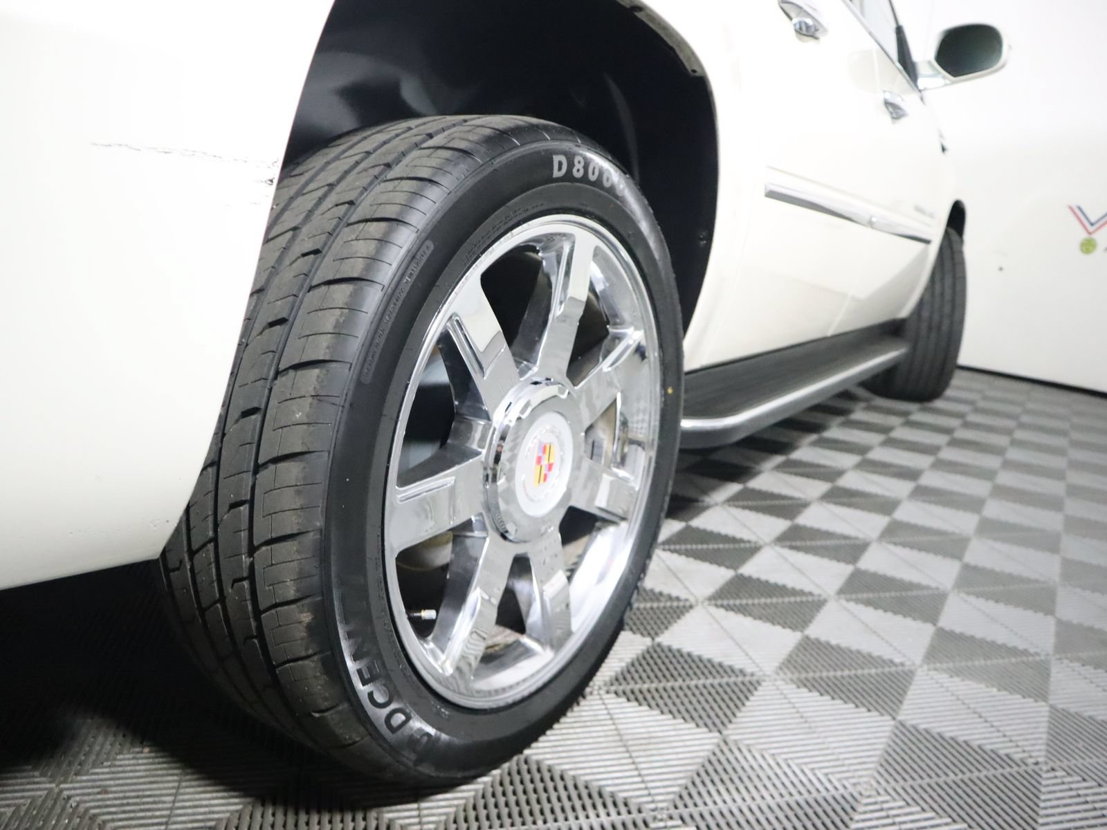 Used 2009 Cadillac Escalade EXT AWD/4WD image 8