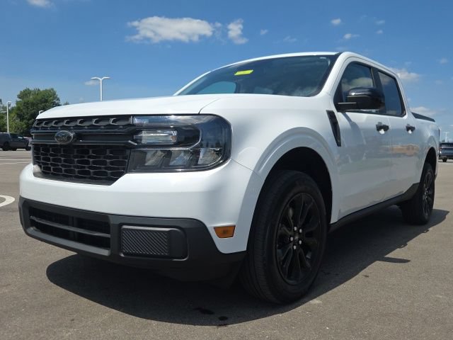 Used 2023 Ford Maverick XLT w/ Black Appearance Package FWD image 2