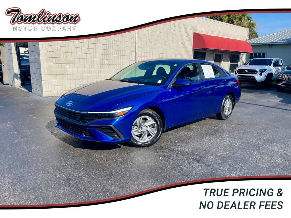 Used 2025 Hyundai Elantra SE